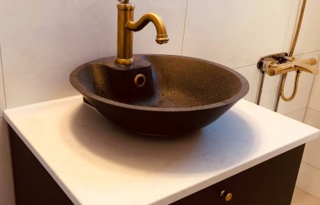 Exklusivt handfat vid badrumsrenovering Malmö, Lund, Vellinge
